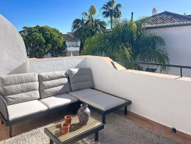 
                                                                                        Vente
                                                                                         A 100 mètres de la mer, Beau Penthouse