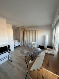 
                                                                                        Location
                                                                                         A LOUER 1 PIECE MEUBLE