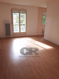 
                                                                                        Location
                                                                                         A LOUER 1 PIECES FAC DE LETTRES