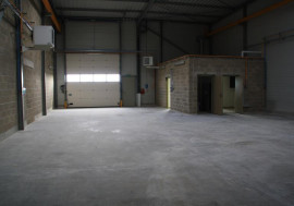
                                                                                        Location
                                                                                         À louer – 2 cellules de 143 et  236 m² au sein de la Pépinière d'entreprises de l'Argonne – Vouziers (08)