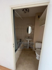 
                                                                                        Location
                                                                                         A LOUER 2 PIECES AVEC PARKING - secteur hopital central - Bonsecours