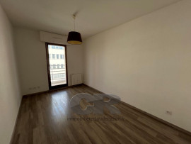 
                                                                                        Location
                                                                                         A LOUER 2 PIECES CENTRE VILLE