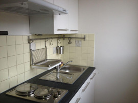 
                                                                                        Location
                                                                                         À louer à Sceaux studio meublé proche RER B