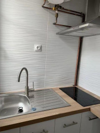 
                                                                                        Location
                                                                                         [À LOUER] Appartement 23m2 non meublé - Paris 10e