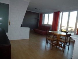 
                                                                                        Location
                                                                                         A louer appartement T3 à Nanterre (loyer tout inclus)