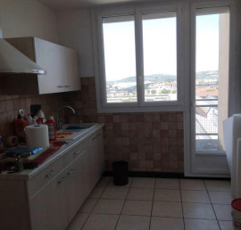 
                                                                                        Location
                                                                                         A louer appartement T3 quartier, Bel Air
