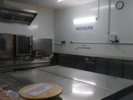 
                                                                                        Location
                                                                                         À Louer – Bâtiment Agroalimentaire de 2 450 m² à L'Isle-sur-la-Sorgue –  Vaucluse (84)
