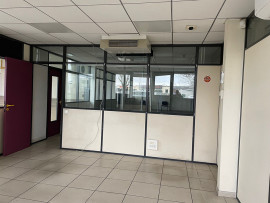 
                                                                                        Location
                                                                                         À louer – Bâtiment Industriel de 5 000 m² – Zone Marcel Doret, Calais (62)