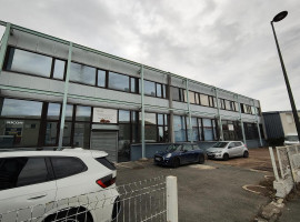 
                                                                                        Location
                                                                                         A LOUER - Bureau 24M2