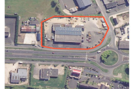 
                                                                                        Location
                                                                                         À louer – Bureau de 2000 m² à St Ouen- Loir et Cher (41)