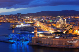 
                                                                                        Location
                                                                                         À louer – Bureaux dans un espace de coworking de 4 000 m² du Quartiers Central des Affaires Euroméditerranée – 1er arrondissement de Marseille