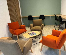 
                                                                                        Location
                                                                                         À louer – Bureaux de 18 à 64 m² en pépinière et hôtel d'entreprises à proximité de Nantes – Pays de