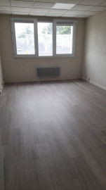 
                                                                                        Location
                                                                                         À louer – Bureaux de 18 à 64 m² en pépinière et hôtel d'entreprises à proximité de Nantes – Pays de