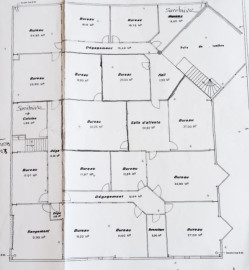 
                                                                                        Location
                                                                                         À  louer – Bureaux de 450 m² divisibles à partir de 288 m² à Avignon – Vaucluse (84)