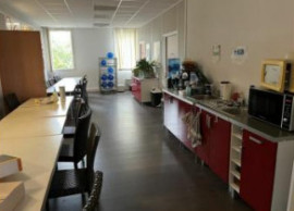 
                                                                                        Location
                                                                                         À louer – Bureaux de 485 m² divisibles à partir de 242 m² à Avignon – Vaucluse (84)