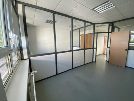 
                                                                                        Location
                                                                                         À louer – Bureaux de 49 à 125 m² en hôtel d'entreprises à Nantes – Pays de la Loire (44)