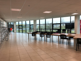
                                                                                        Location
                                                                                         À louer – bureaux de 500 m² à Arques