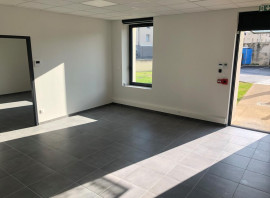 
                                                                                        Location
                                                                                         À louer – Bureaux de 95 m² dans le quartiers les Sources à Avignon – Vaucluse (84)