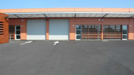 
                                                                                        Location
                                                                                         À louer – bureaux et ateliers de 280 m² à Béziers, dans l'Hérault