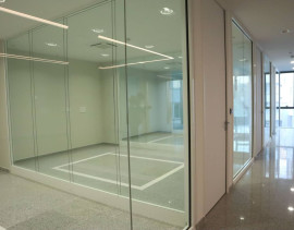 
                                                                                        Location
                                                                                         À louer – Bureaux et coworking au sein d'un espace dédié aux métiers de la mode responsable à Nantes