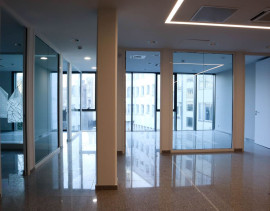 
                                                                                        Location
                                                                                         À louer – Bureaux et coworking au sein d'un espace dédié aux métiers de la mode responsable à Nantes