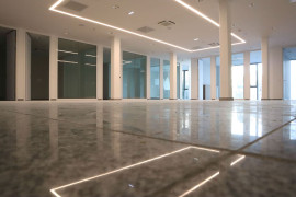 
                                                                                        Location
                                                                                         À louer – Bureaux et coworking au sein d'un espace dédié aux métiers de la mode responsable à Nantes – Loire Atlantique (44)