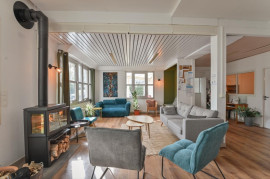 
                                                                                        Location
                                                                                         À louer – Bureaux privatifs et postes en coworking à La Ruche – Saint-Nazaire (44)