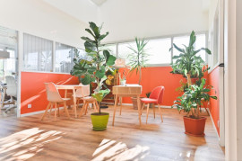 
                                                                                        Location
                                                                                         À louer – Bureaux privatifs et postes en coworking à La Ruche – Saint-Nazaire (44)