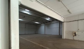 
                                                                                        Location
                                                                                         À louer – Entrepôt de 1 053 m² à Avignon – Vaucluse (84)