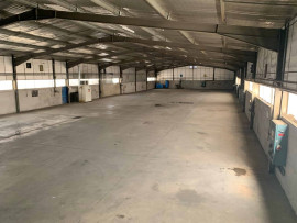 
                                                                        Location
                                                                         À louer – Entrepôt de 1 540 m² dans la zone d'activités du Fournalet à Sorgues – Vaucluse (84)