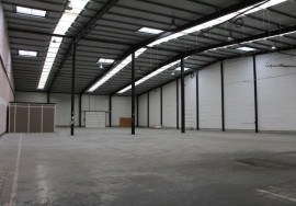 
                                                                                        Location
                                                                                         À louer - entrepôt entre 1 120 et 1 460 m² à Avelin