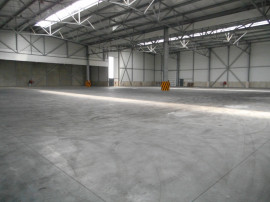 
                                                                                        Location
                                                                                         À Louer – Entrepôt industriel de 4 666 m² en zone portuaire à Calais (62)