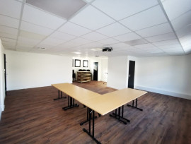 
                                                                                        Location
                                                                                         À louer – Espace de coworking et bureaux privés de 11 à 45 m² à Tours – Indre-et-Loire (37)