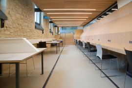 
                                                                                        Location
                                                                                         À louer - Espaces de coworking de la Gare Numérique à Carpentras, Vaucluse