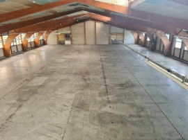 
                                                                                        Location
                                                                                         À louer et à vendre – Bâtiment industriel de 3 460 m² à Decazeville – Aveyron (12)