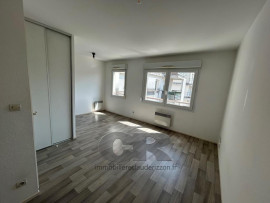 
                                                                                        Location
                                                                                         A LOUER F1 AVEC PARKING - secteur BONSECOURS