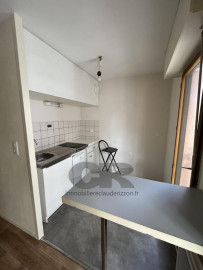 
                                                                                        Location
                                                                                         A LOUER f1 BIS CENTRE GARE/commanderie