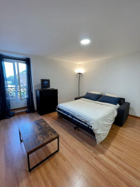 
                                                                                        Location
                                                                                         À louer : grand studio meublé 750/mois Montgeron