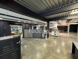 
                                                                                        Location
                                                                                         À LOUER   LOCAL COMMERCIAL ENTRÉE DE SAINT-LÔ