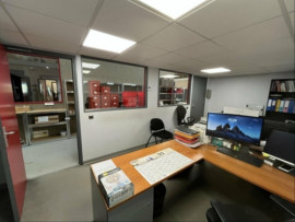 
                                                                                        Location
                                                                                         À louer – Local d'activités de 374 m² à Sainte-Adresse – Seine-Maritime (76)