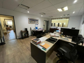 
                                                                                        Location
                                                                                         À louer – Local d'activités de 374 m² à Sainte-Adresse – Seine-Maritime (76)