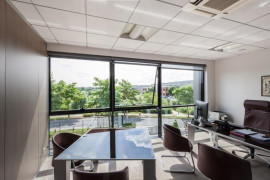 
                                                                                        Location
                                                                                         À louer - Local d'activités de 940 m² au sein du parc les Chanteraines à Villeneuve la Garenne (92)