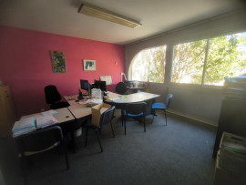 
                                                                                        Location
                                                                                         À louer – Local Industriel de 1 613 m² à Cavaillon – Vaucluse (84)