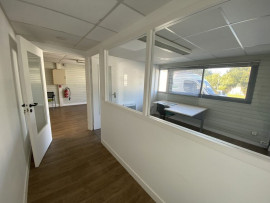 
                                                                                        Location
                                                                                         À louer – Locaux d'activités de 127 à 137 m² à Nantes – Loire Atlantique (44)