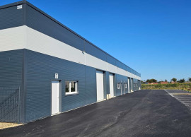 
                                                                                        Location
                                                                                         À louer – Locaux d'activités de 99 et 144 m² à Fécamp – Seine-Maritime (76)