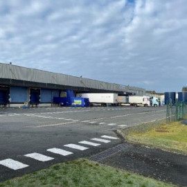 
                                                                                        Location
                                                                                         À louer ou à vendre - Bâtiment industriel de 22,800 m² à Châteauroux - Indre (36)