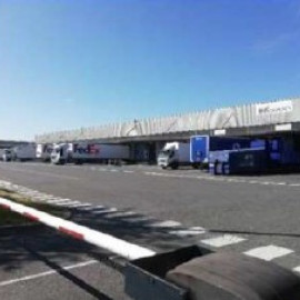 
                                                                                        Location
                                                                                         À louer ou à vendre - Bâtiment industriel de 22,800 m² à Châteauroux - Indre (36)