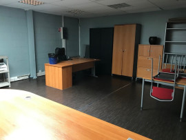 
                                                                                        Location
                                                                                         À louer ou à vendre – Entrepôt industriel de 2 400 m² à Calais – Pas-de-Calais (62)