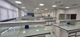 
                                                                                        Location
                                                                                         À louer ou à vendre – Laboratoires de 6 000 m² à Val-de-Reuil – Eure (27)