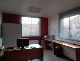 
                                                                                        Location
                                                                                         À Louer ou à vendre – Local d'Activités de 800 m² à Laissac-Sévérac l'Église – Aveyron (12)